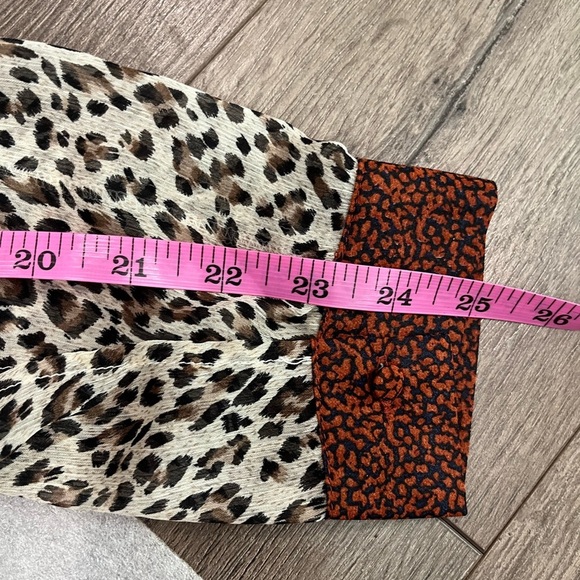 [S]Mystree Orange and Black Leopard Patterned Blouse Neck Tie NWOT - Picture 5 of 5